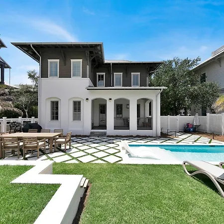 Casa Del Mar Villa